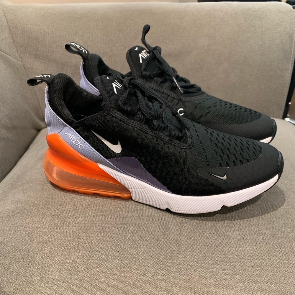Nike 270 sneakers 🖤🧡🤍